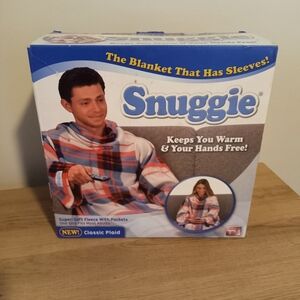 Snuggie Classic Plaid Fleece Blanket with Sleeves ~ Free Shipping! ☆